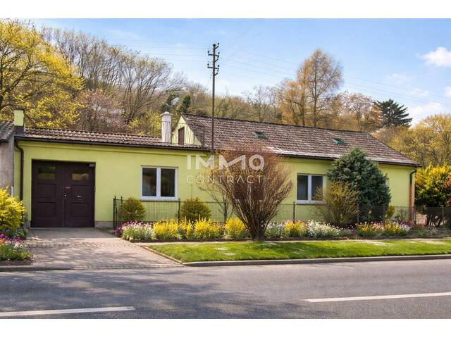 Immobilie in Wolfsthal - Kaufnebenkosten bis zum 30.06. sparen! Renoviertes Haus mit Gartenruhe, Dachterrasse & Ausbaupotenzial - Bild 0