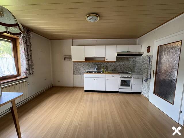 Immobilie in Roßbach - Einfamilienhaus mit großen Garten am Waldrand - Bild 2