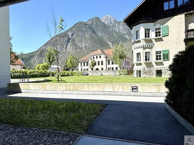 Immobilie in Zams - Luxuriöses Wohngefühl in bester Zentrumslage - 4-Zimmer-Gartenwohnung in Zams - Bild 2