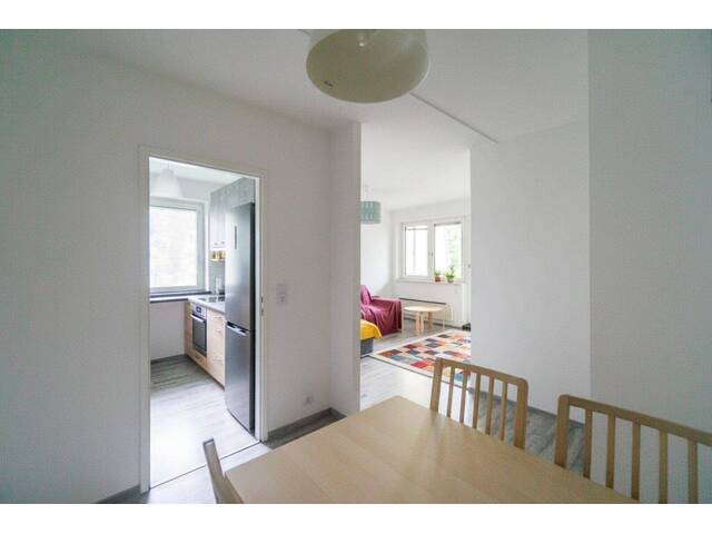 Immobilie in Sieghartskirchen - Entzückende 3-Zimmer-Wohnung mit Loggia, Parkplatz und Top-Infrastruktur - Bild 2