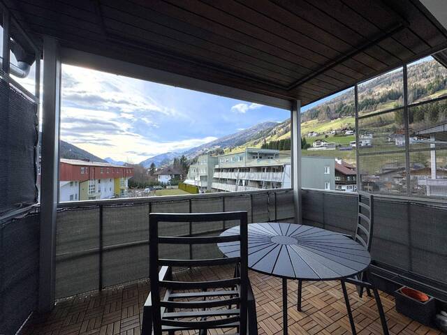 Immobilie in Sillian - große Familien-Dachgeschoß-Wohnung mit 3 Schlafzimmern, Terrasse und TG-Platz - Bild 4