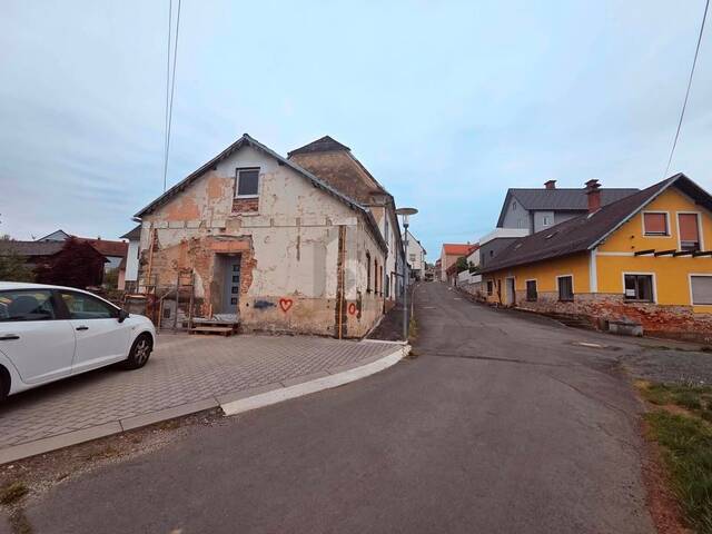 Immobilie in Fehring - SANIERUNGSOBJEKT IN ATTRAKTIVER LAGE MIT VIEL PLATZ UND MÖGLICHKEITEN - Bild 2