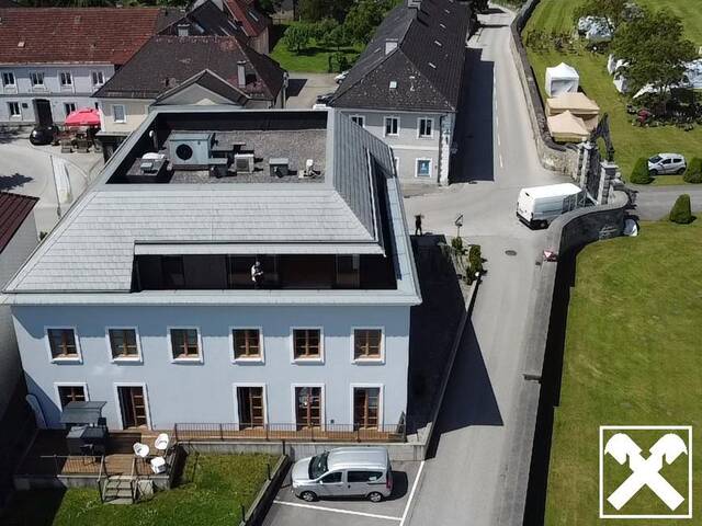 Immobilie in Wallsee - Wohnhausanlage mit SIEBEN Wohn- und einer Arztpraxis inmitten von Wallsee! - Bild 0