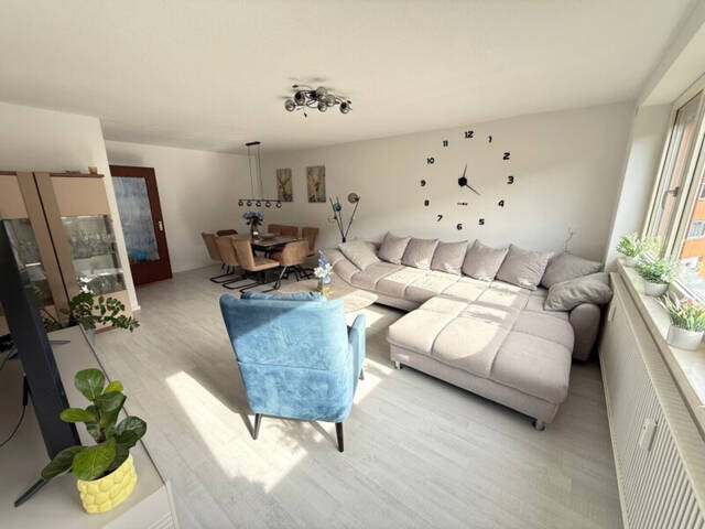 Immobilie in Völs - Helle und gepflegte 3-Zimmer-Wohnung mit Loggia - Bild 1