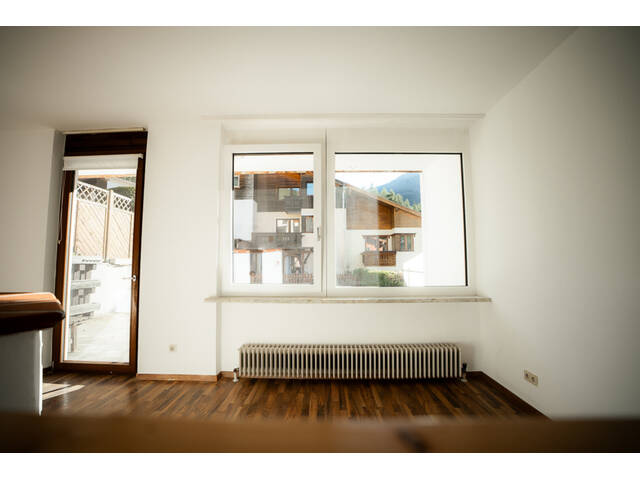 Immobilie in Medraz - Großzügiges Wohnhaus mit Garten, Bergblick und vielseitigem Nutzungspotenzial in Fulpmes-Medraz - Bild 3
