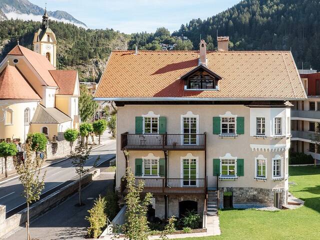 Immobilie in Zams - Modernes 3-Zimmer-Studio mit Gewölbe in der Villa Haueis in Zams Tirol - TOP 01: Rückzug, Licht und modernes Wohngefühl in historischen Mauern - Bild 0