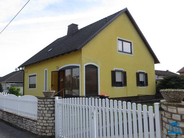 Immobilie in Schönau an der Triesting - Wohnhaus in Leobersdorf / Schönau an der Triesting - Bild 0