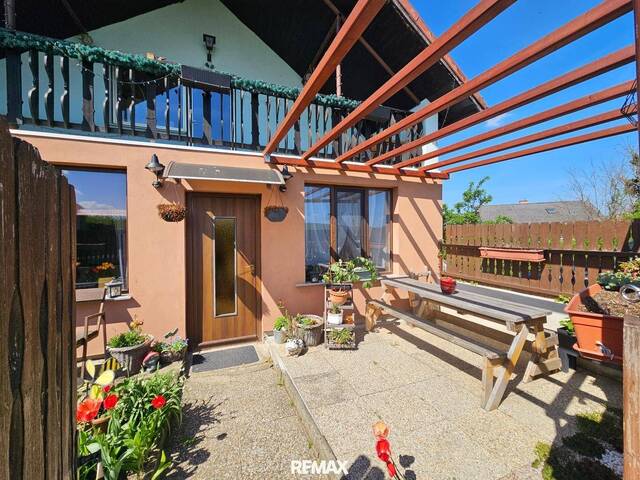 Immobilie in Neudorf im Weinviertel - Liebevoll saniertes Haus - Bild 1
