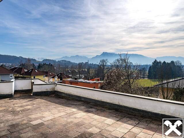 Immobilie in Bergheim bei Salzburg - Bergblick: Großzügige Liegenschaft mit Potential - Bild 0