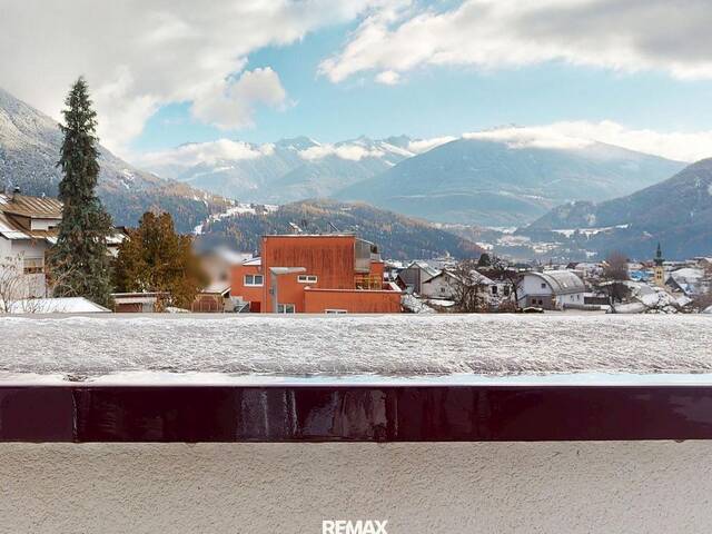Immobilie in Imst - Neuer Preis! Weitläufige 5-Zimmer-Wohnung mit Dachterrasse und Alpenpanorama! - Bild 2