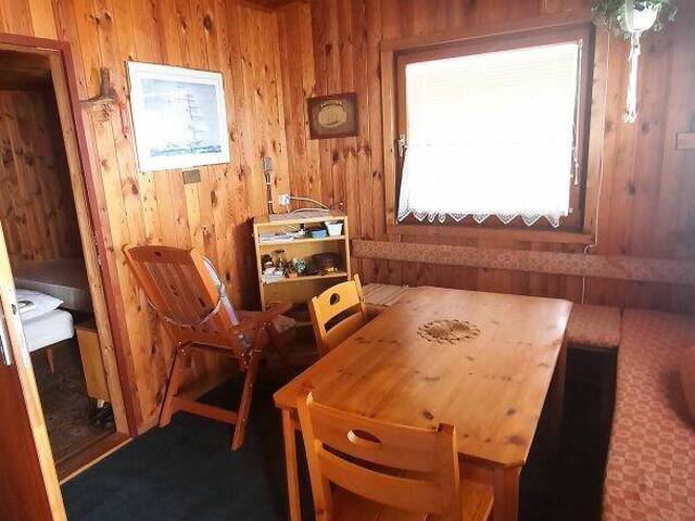 Immobilie in Rust - SONNENANBETER UND SEGLER AUFGEPASST - FLACHDACHHÜTTE MIT BOOTSGARAGE IN DER RUSTER BUCHT AUF PACHTGRUND ZU KAUFEN - Bild 3