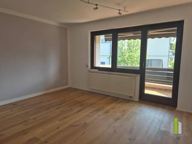 Immobilie in Roitham - Sonnige 3 Zimmer Wohnung mit Balkon und Garage! - Bild 0