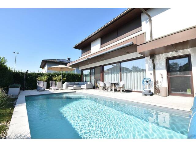 Immobilie in Mattsee - Modernes PASSIV-HAUS mit Pool- und Gartenparadies im 3-Seen-Gebiet - Bild 1
