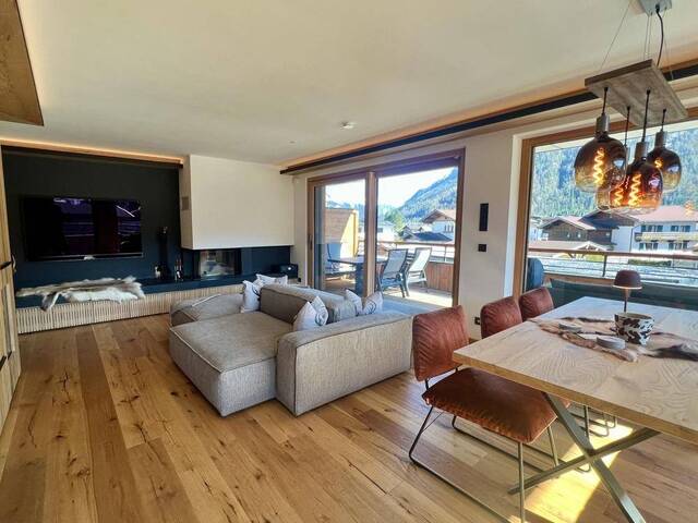 Immobilie in Waidring - Exklusive Designwohnung mit Kamin & Panorama-Balkon - Bild 0
