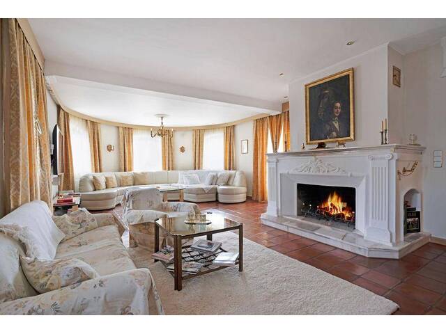 Immobilie in Köttmannsdorf - Elegante Landhausvilla in ruhiger Aussichtslage nahe Klagenfurt am Wörthersee - Bild 4