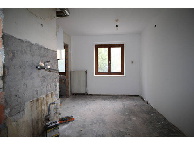 Immobilie in Bregenz - Geräumige 2 Zimmer-Wohnung - gut eingeteilt - teilsaniert/renovierungsbedürftig - provisionsfrei - Bild 3