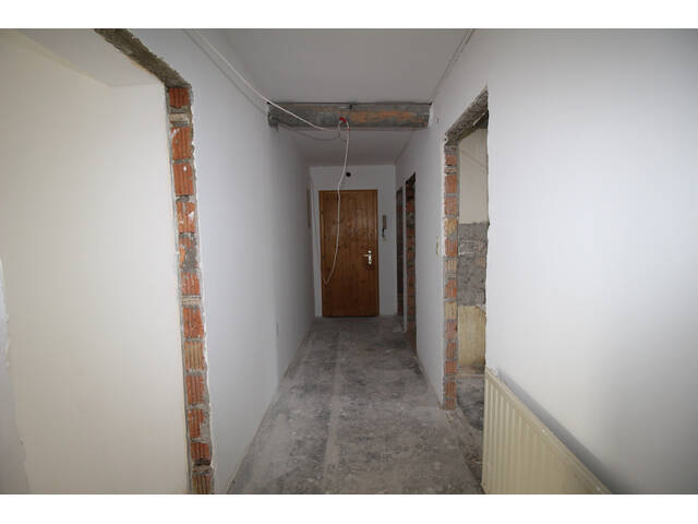 Immobilie in Bregenz - Geräumige 2 Zimmer-Wohnung - gut eingeteilt - teilsaniert/renovierungsbedürftig - provisionsfrei - Bild 4