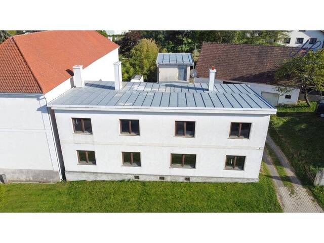 Immobilie in Oberloisdorf - Geräumiges Einfamilienhaus mit Scheune und Keller auf großem Grundstück - Bild 0