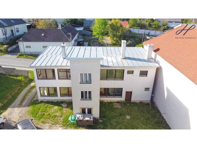 Immobilie in Oberloisdorf - Geräumiges Einfamilienhaus mit Scheune und Keller auf großem Grundstück - Bild 2