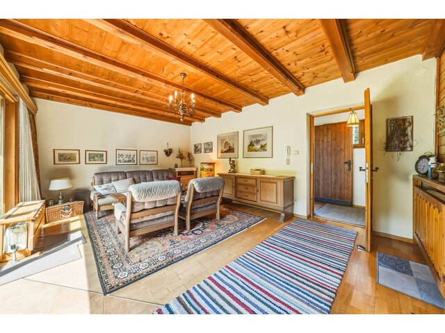 Immobilie in Hall - Idyllisches Einfamilienhaus mit weitläufigem Garten und sonniger Terrasse in Hall in Tirol zu kaufen - Bild 3