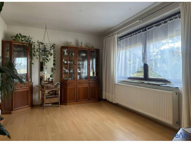 Immobilie in Neutal - Wohnen im Grünen – großzügiges Einfamilienhaus mit Traumgarten, Gästebereich & viel Potenzial - Bild 2