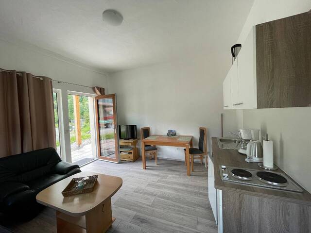 Immobilie in Gundersheim - Erdgeschosswohnung ca. 36 qm moebliert mit (Süd-) Terrasse und Blick auf die Karnischen Alpen im südlichen Kärnten TOP - Bild 2