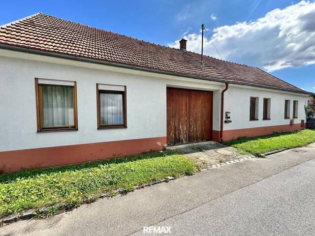 Immobilie in Großkrut - Idyllisches verträumtes Landhaus im Weinviertel mit eigenem Ferienappartemen! - Bild 2