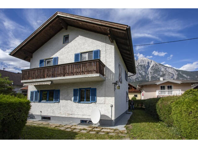 Immobilie in Oberhofen im Inntal - Einfamilienhaus in herrlich sonniger Dorflage zum Sanieren - Bild 2