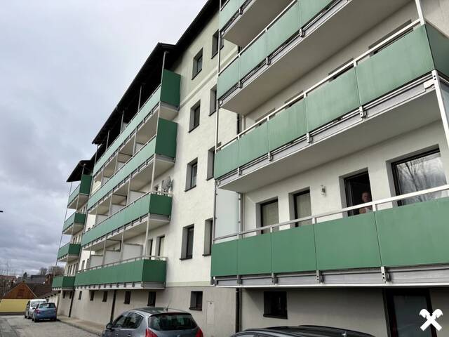 Immobilie in Groß-Siegharts - Helle 3-Zimmer-Wohnung mit Balkon - Bild 0