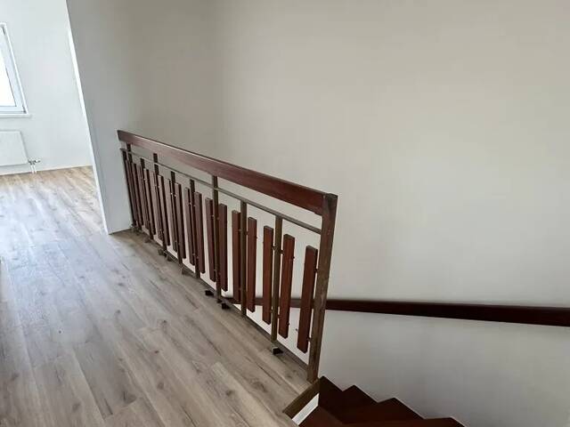 Immobilie in Enns - Charmante Maisonettewohnung mit 95 m² inkl. Loggia in Enns! Adaptierungsbedürftig mit großem Potenzial! - Bild 3