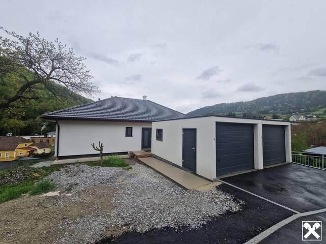 Immobilie in Mühldorf - AUF DER SUCHE NACH EINEM NEUEN BUNGALOW IM ERSTBEZUG IN AUSSICHTSLAGE - Bild 1