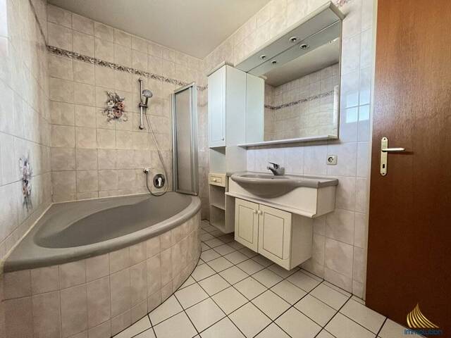 Immobilie in Dietach - 2-Zimmer-Eigentumswohnung mit Garage in Dietach - seltene Gelegenheit zum fairen Preis - Bild 2