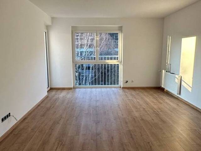 Immobilie in Schwaz - Provisionsfreie 3-Zimmer Eigentumswohnung mit Balkon/ Loggia und Kellerabteil - Bild 2