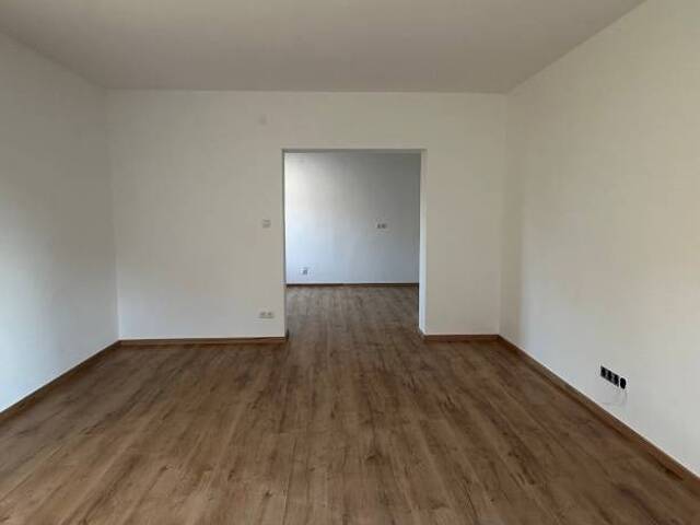 Immobilie in Schwaz - Provisionsfreie 3-Zimmer Eigentumswohnung mit Balkon/ Loggia und Kellerabteil - Bild 3