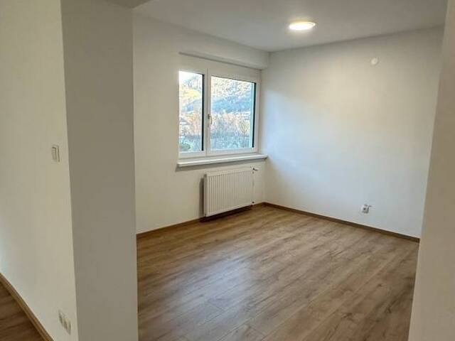 Immobilie in Schwaz - Provisionsfreie 3-Zimmer Eigentumswohnung mit Balkon/ Loggia und Kellerabteil - Bild 4