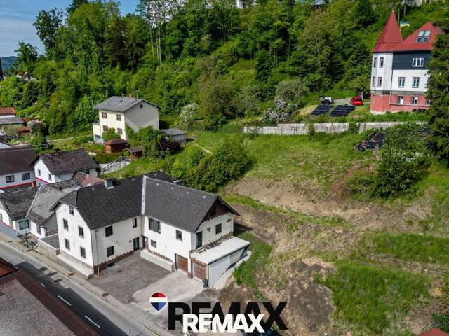 Immobilie in Wolfsegg am Hausruck - Mehrparteienwohnhaus mit 3 Wohneinheiten & Panoramaaussicht in Wolfsegg am Hausruck - Bild 0