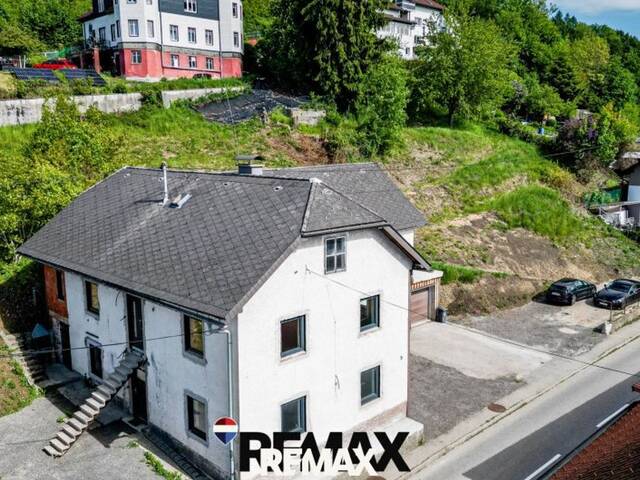 Immobilie in Wolfsegg am Hausruck - Mehrparteienwohnhaus mit 3 Wohneinheiten & Panoramaaussicht in Wolfsegg am Hausruck - Bild 1