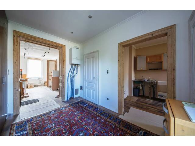 Immobilie in Perchtoldsdorf - Sanierungsbedürftige Wienerwald-Villa mit 2 Wohnungen - Grenze zu Rodaun - Bild 4