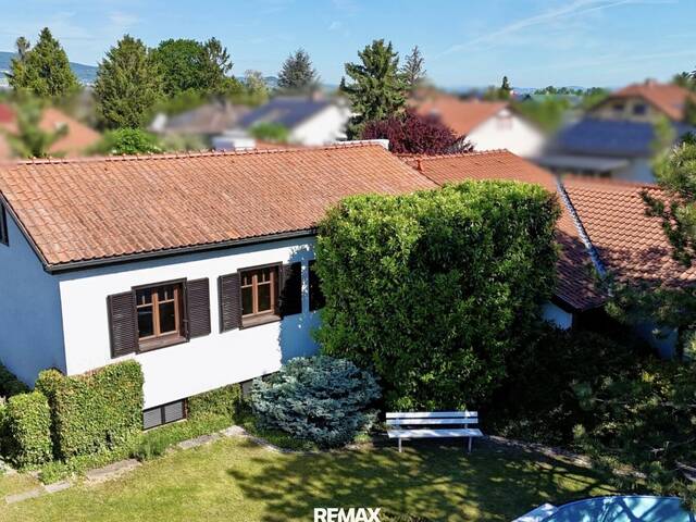 Immobilie in Trumau - Charmanter Bungalow auf sonnigem Eckgrundstück - Bild 0