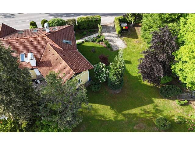 Immobilie in Gresten - Doppelhaushälfte mit großem Garten in Zentrumsnähe von Gresten - Bild 1