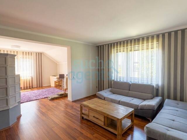 Immobilie in Traun - Mehrfamilienhaus in Ruhelage mit Naturteich & Waldblick mit ca. 400 m2 Nutzfläche und 8 Zimmer - Bild 1
