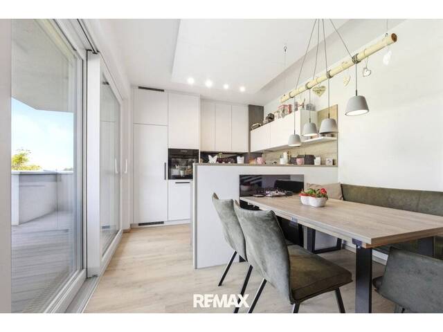 Immobilie in Bad Hall - Familienwohnung mit 40 m² Dachterrasse - Bild 1