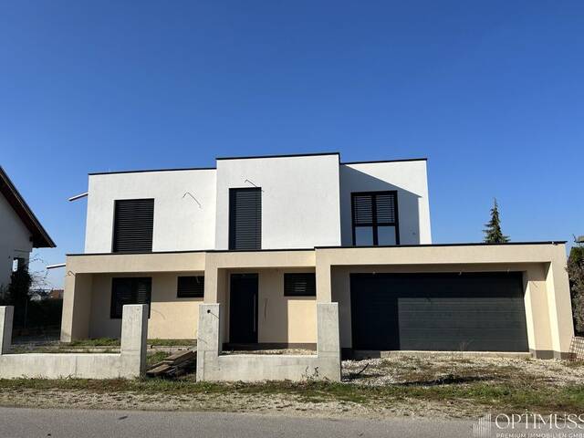 Immobilie in Gänserndorf - Modernes Einfamilienhaus mit Gartenidylle - Ausbauhaus mit Gestaltungsspielraum in Gänserndorf. - Bild 1
