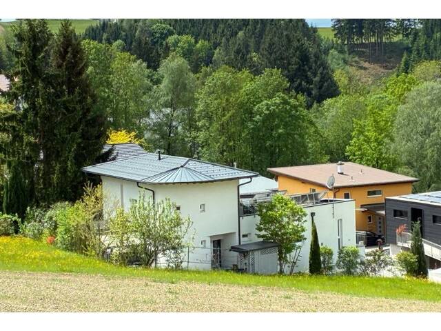 Immobilie in Gramastetten - Neuwertiges ARCHITEKTEN HANGHAUS in sonniger TOPLAGE mit GRÜNBLICK in die Ferne - Bild 3