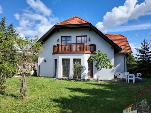 Immobilie in Schönau an der Triesting - Großzügig gebautes Einfamilienhaus (Baumeisterhaus) auf 950m² Grund - nur ca. 25min nach Wien! - Bild 1