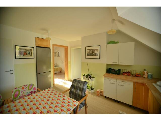 Immobilie in Kennelbach - Provisionsfrei Gemütliche 4-Zimmer-Dachgeschosswohnung mit Garten - Bild 4