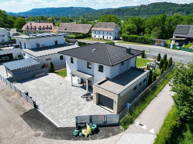 Immobilie in Ferlach - Familienfreundliches Einfamilienhaus in Görtschach - ca. 157m² Wohnfläche, schöner Garten und viel Platz zum Leben - Bild 1