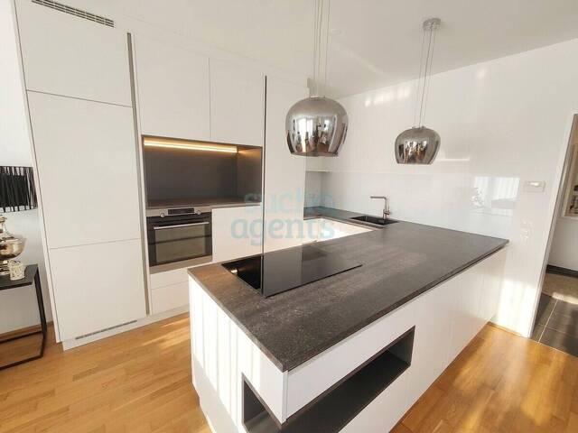 Immobilie in Laakirchen - Hochwertige 92 m² Neubauwohnung mit Eckbalkon, Lift, HAKA-Küche & 2 Parkplätzen - Bild 4