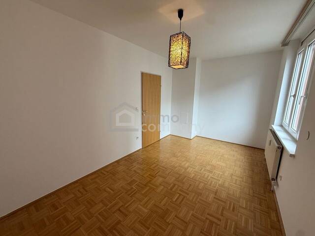 Immobilie in Linz - Bestlage mit Seltenheitswert - stilvolle 2-Zimmer-Wohnung nahe Hauptplatz - Bild 2