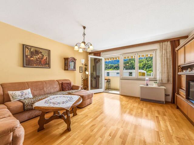 Immobilie in Völs - Ihr neues Zuhause in Völs! Gut geschnittene drei Zimmer Wohnung mit sonniger Loggia & KFZ-Stellplatz - Bild 0